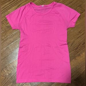 Lululemon Swiftly Tech Short Sleeve Shirt